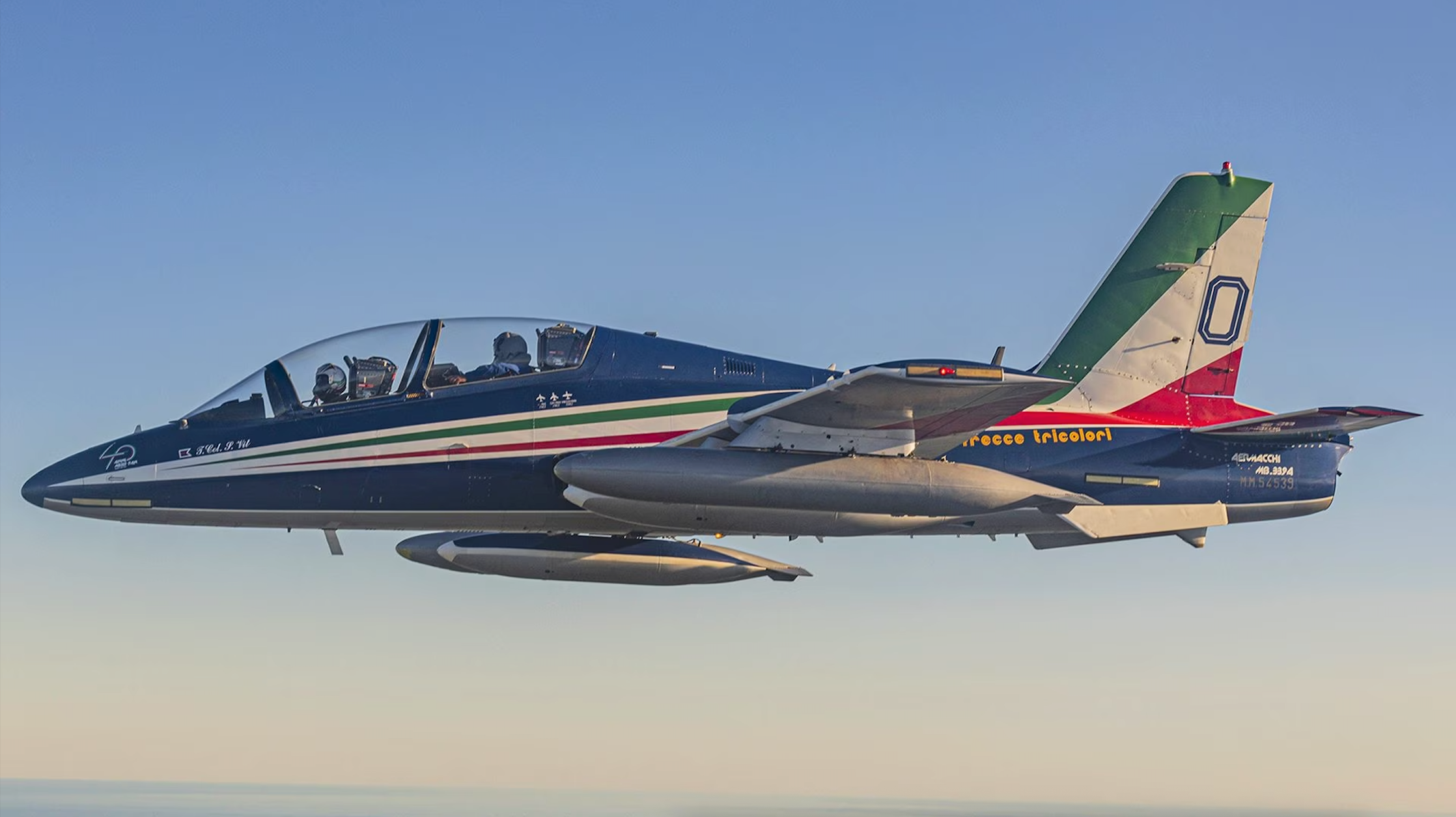 Frecce Tricolori: curiosità, storia e gadget per veri appassionati
