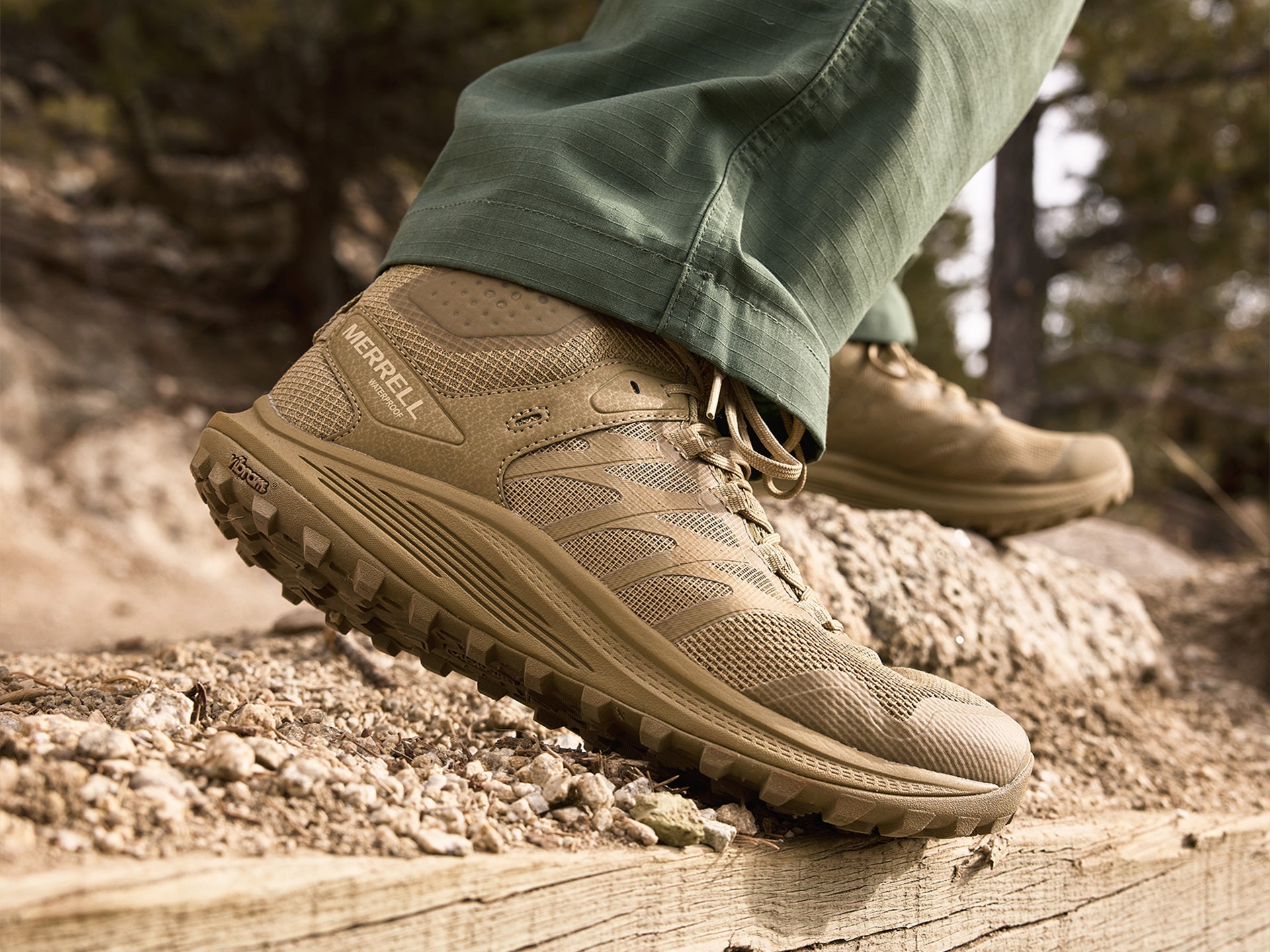 Anfibio tattico Merrell Nova 3 Tactical Mid WP DARK COYOTE