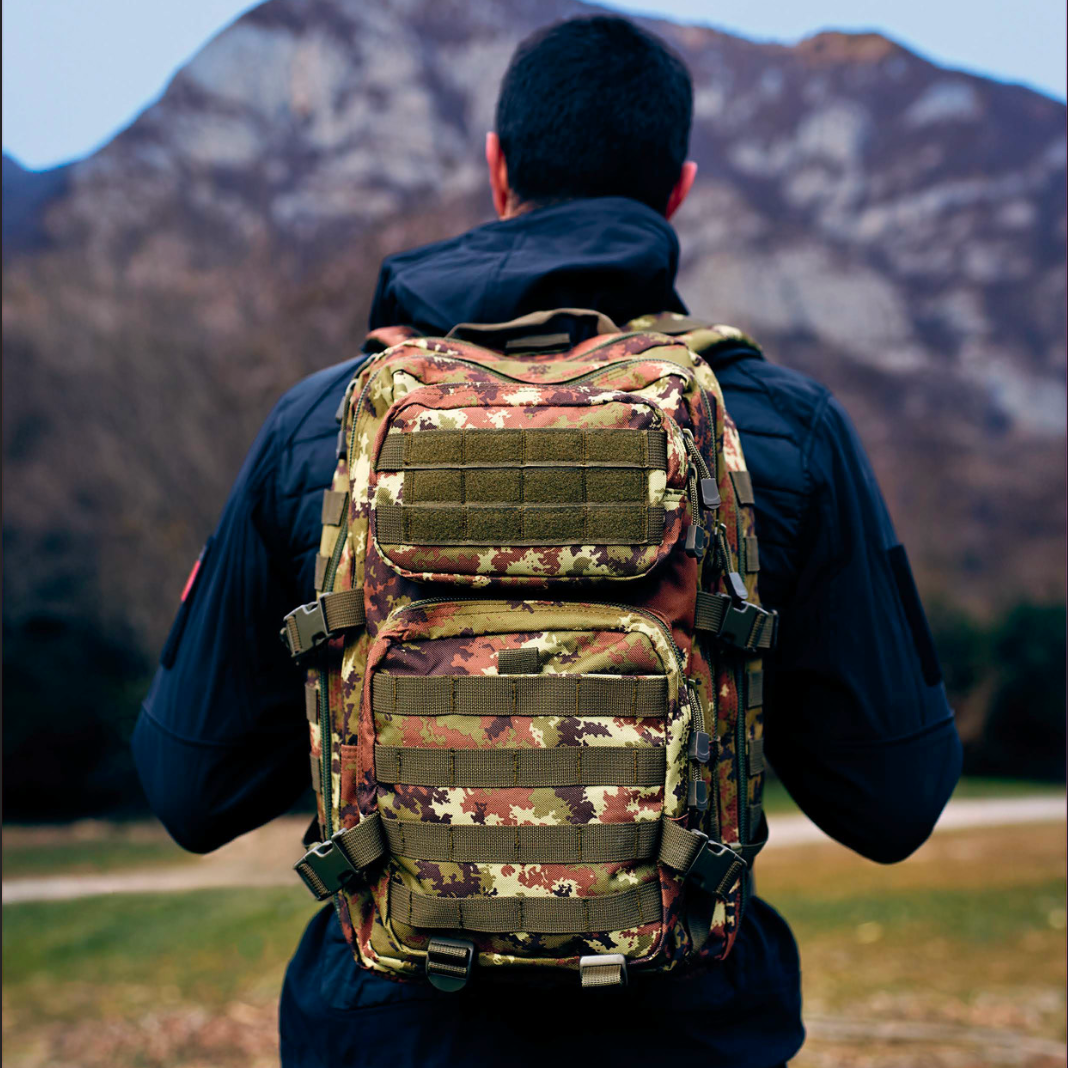 Cosa regalare a San Valentino ai militari: idee regalo tattiche e gadget ufficiali