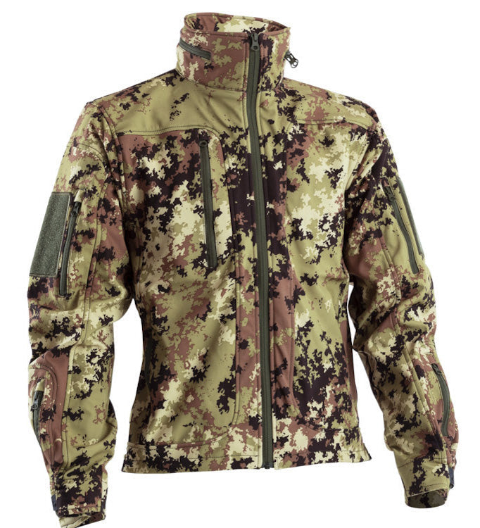 Giacca Softshell Militare: la Sfida tra Defcon 5 e Openland – Qual è la Migliore per il Tuo Stile Tattico?