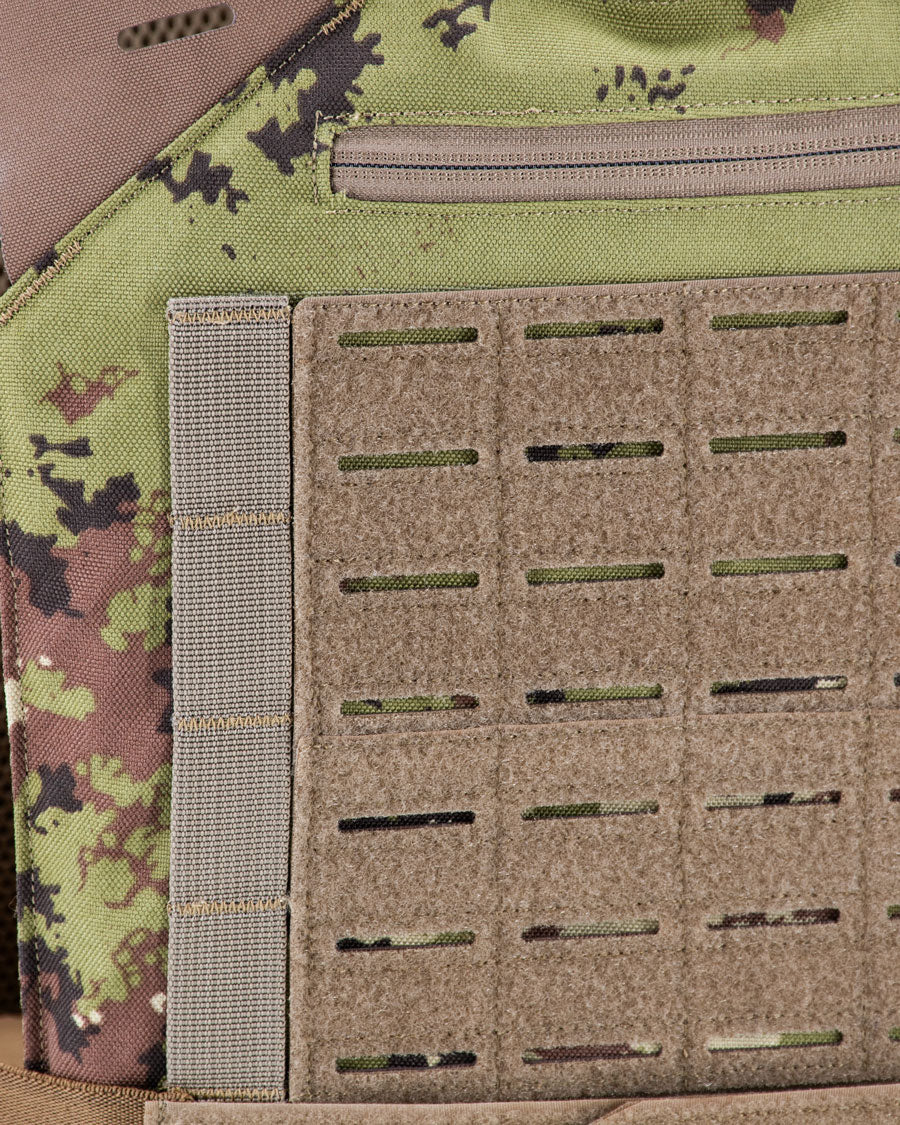 Plate carrier Openland under cover