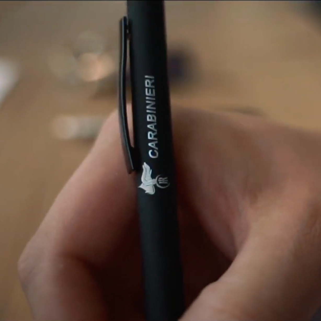 Penna_carabinieri_ufficiale_e5c5e818-1a76-4043-b419-154bfef6188f.png